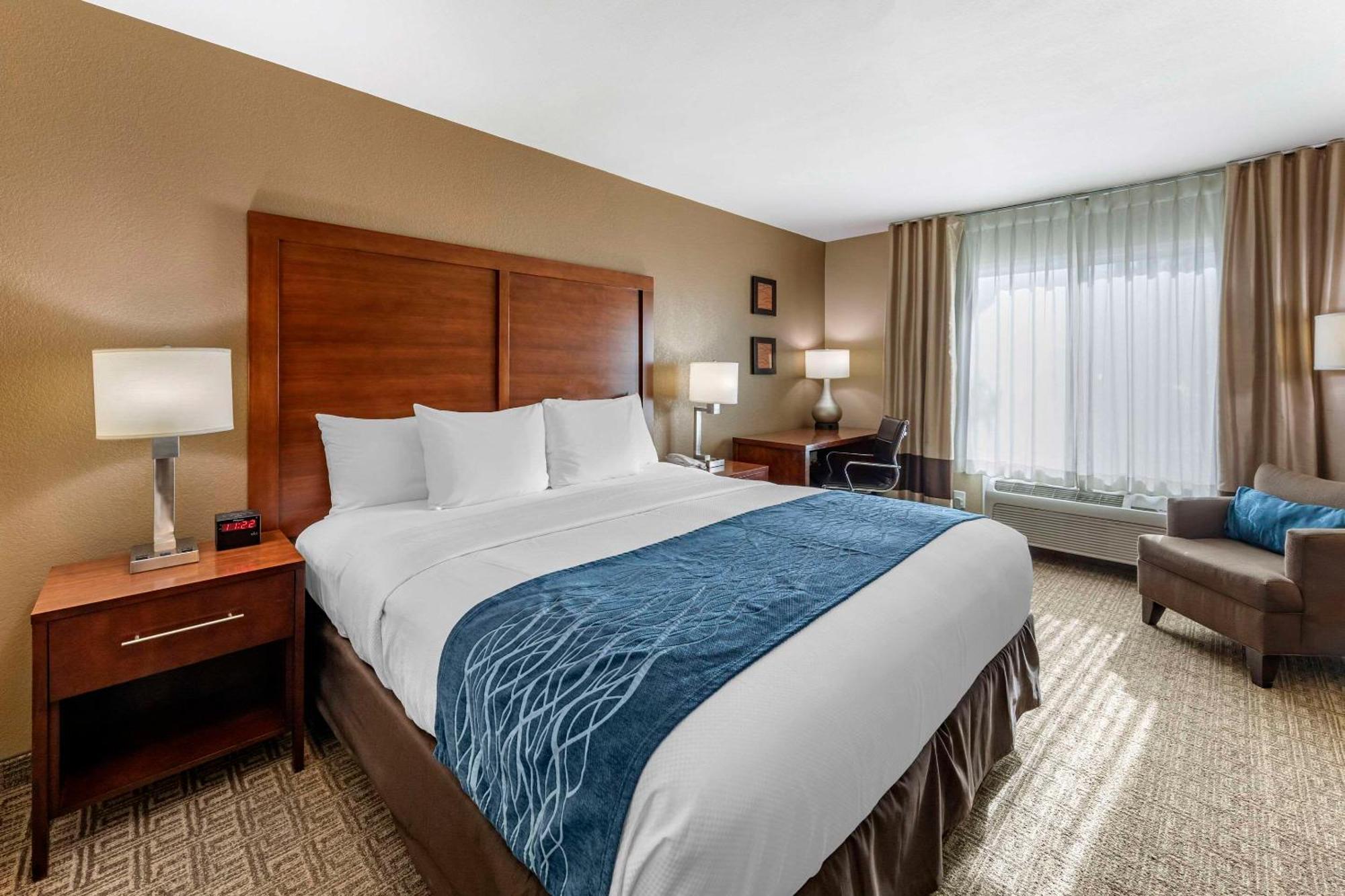 Comfort Inn&suites