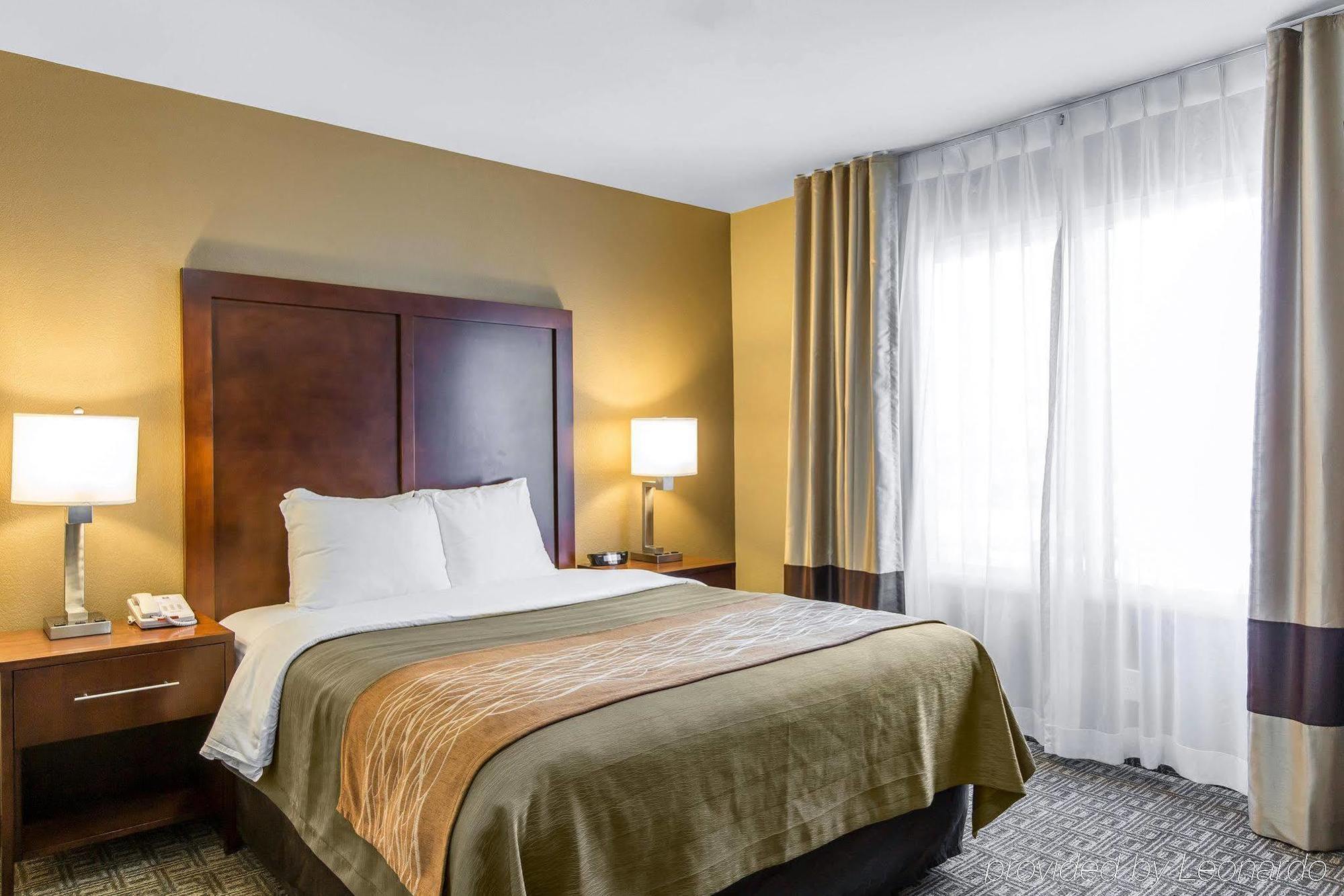 Comfort Inn&suites Hotel 3*