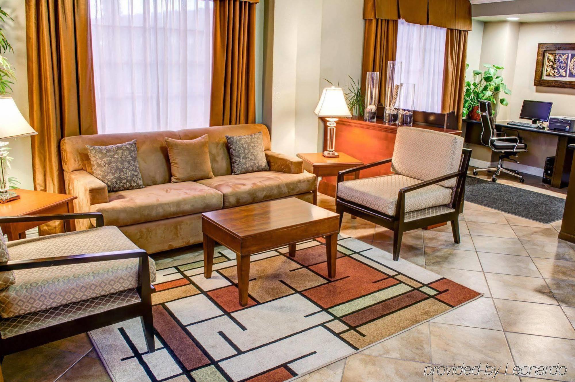 Comfort Inn&suites Hotel 3*